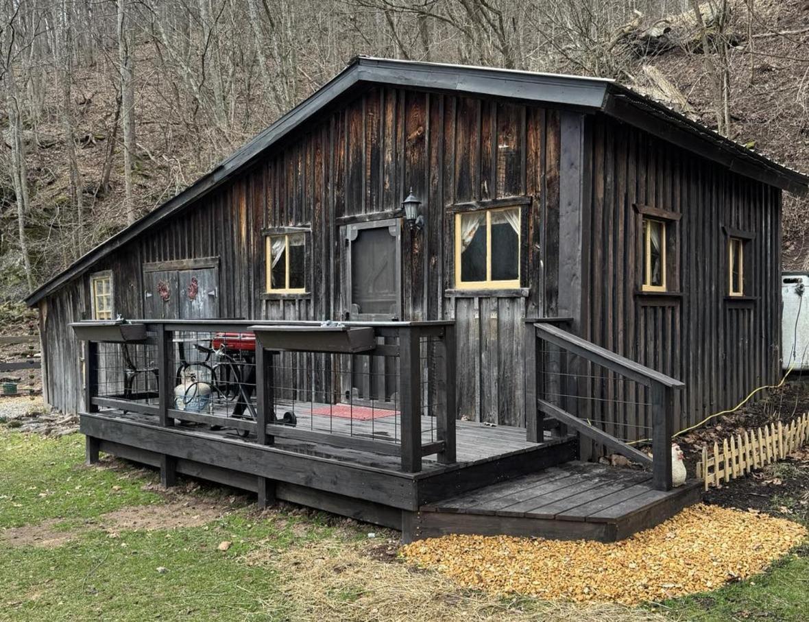 The Renovated Barn At Seneca Rocks Villa Exterior foto
